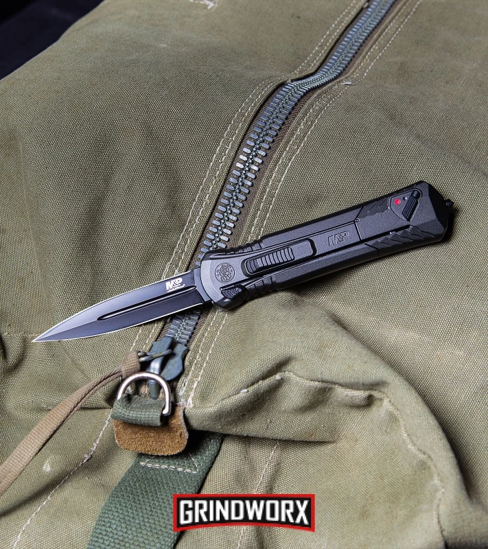 Smith & Wesson Spring Assisted Finger Actuator Tanto OTF Knife - Black Serr - Image 8