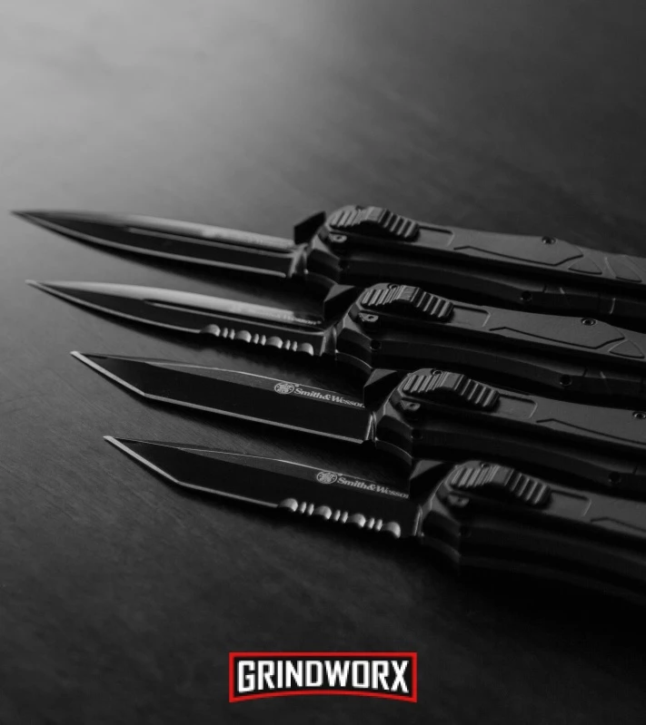 Smith & Wesson Spring Assisted Finger Actuator Tanto OTF Knife - Black Serr - Image 5