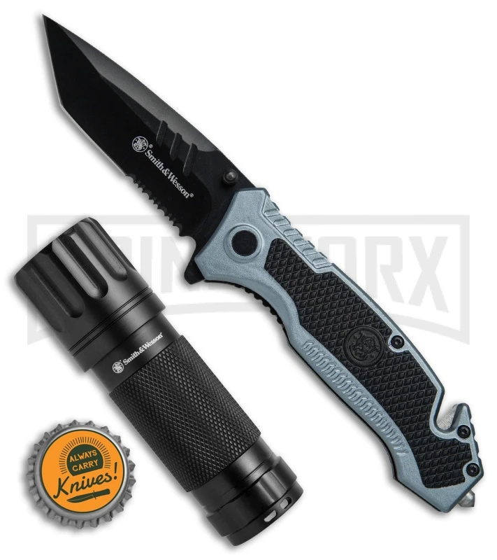 Smith & Wesson 2-Piece Combo Set W/Folding Knife And Galaxy Flashlight - Image 7