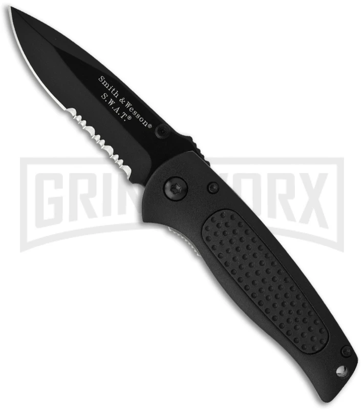 Smith & Wesson Mini SWAT Manual Folding Knife - Black Serr