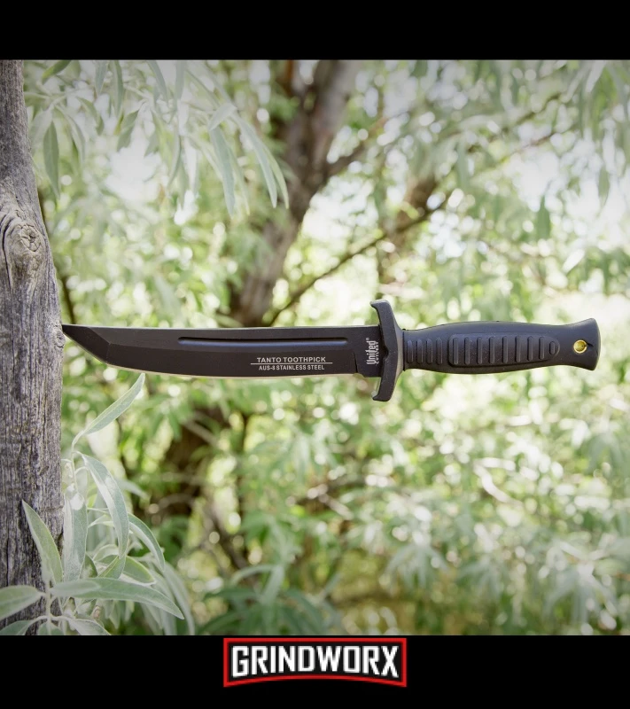 United Cutlery Black Combat Commander Tanto Knife - Black Plain - Image 3